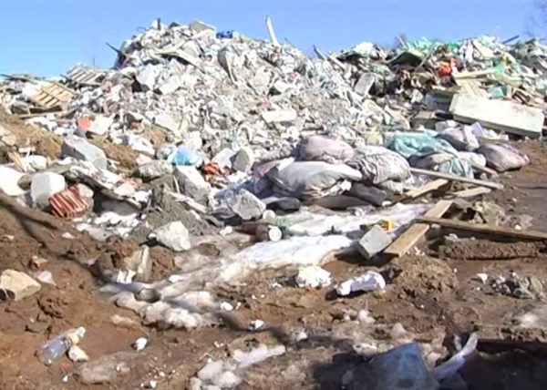 Несанкционированная свалка строительного мусора